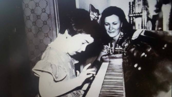 Andreea Marin si mama sa