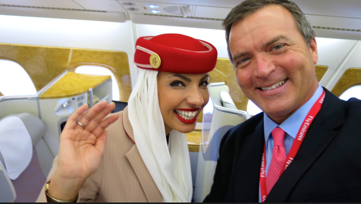 stewardese de lux emirates airlines