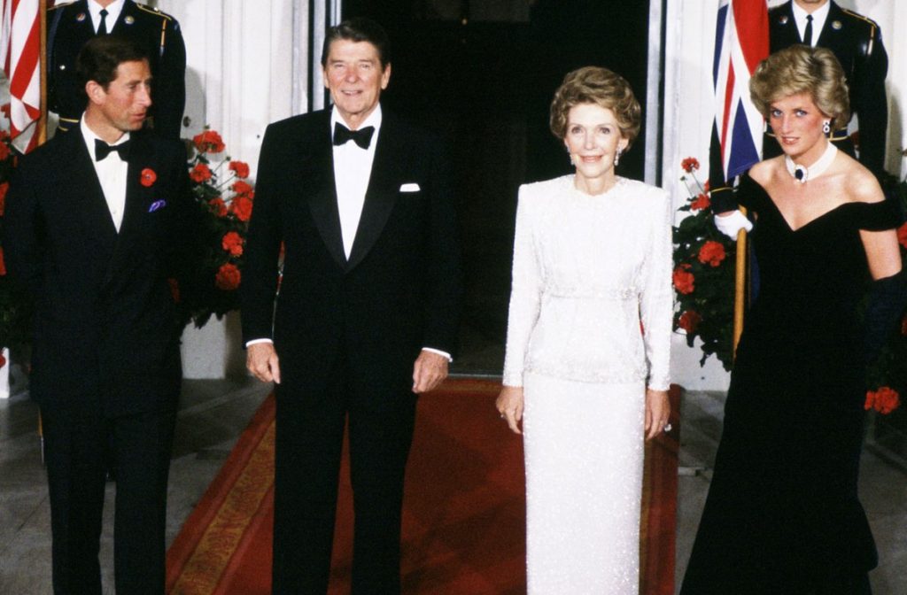 Familia regala Britanica, alaturi de Ronald si Nancy Reagan 