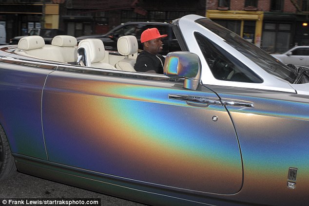 50 Cent si-a tras Rolls-Royce