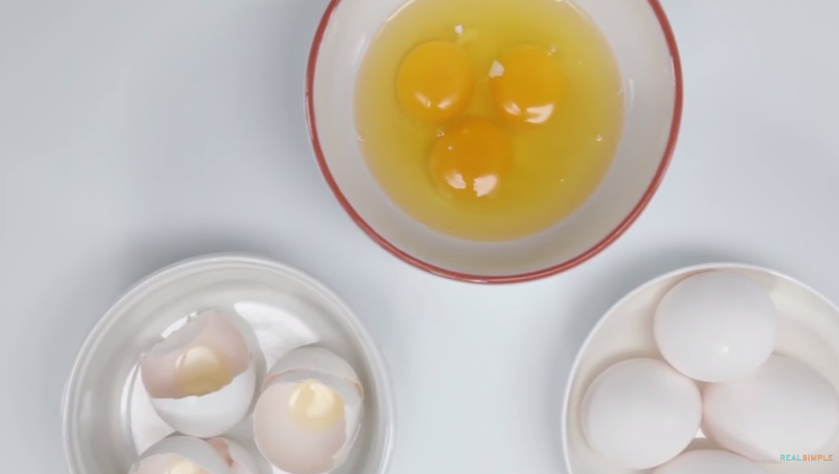 Cum sa spargi corect un ou