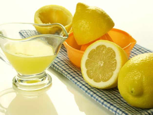  Lămâile, portocalele, grapefruitul, mandarinele, sunt fructe acide, şi pot produce uşor arsuri, mai ales dacă sunt consumate pe stomacul gol