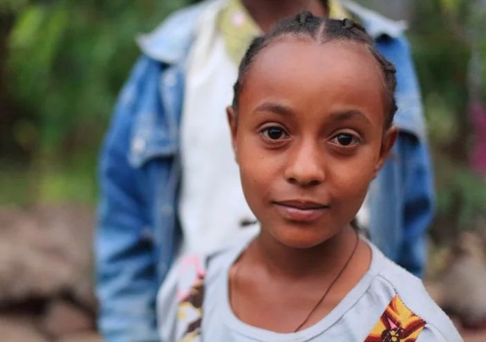 Fata de 12 ani salvata de LEI din mainile unor rapitori