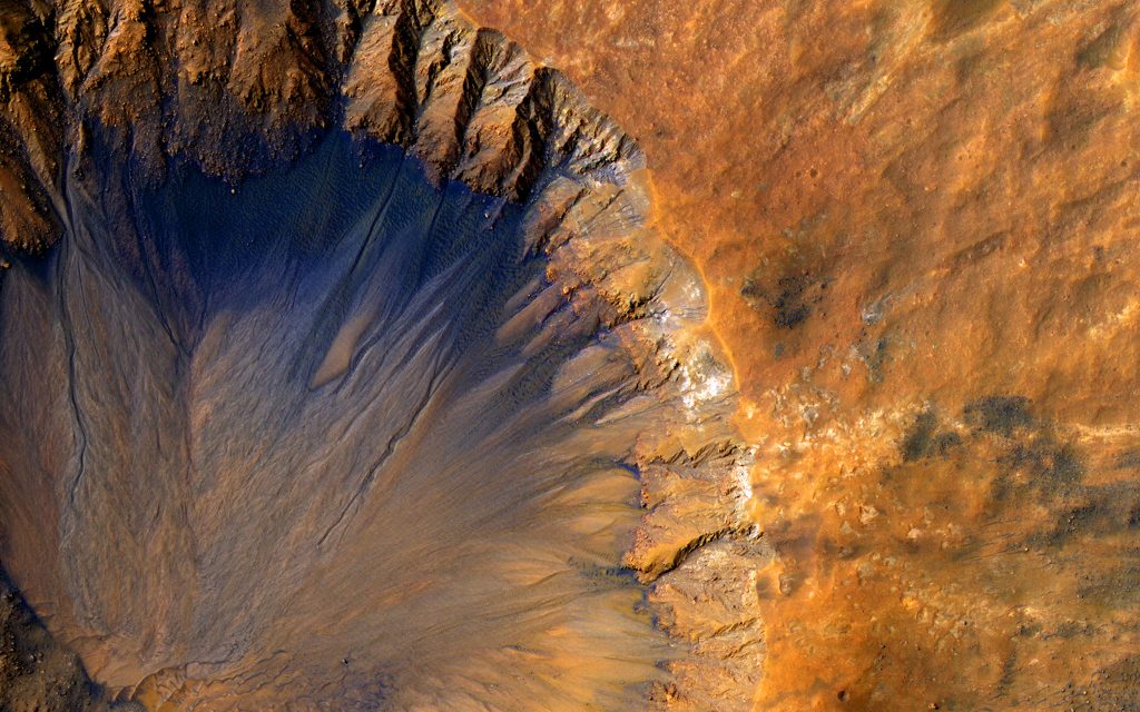 Au fost descoperite noi zone de apa potabila pe Marte