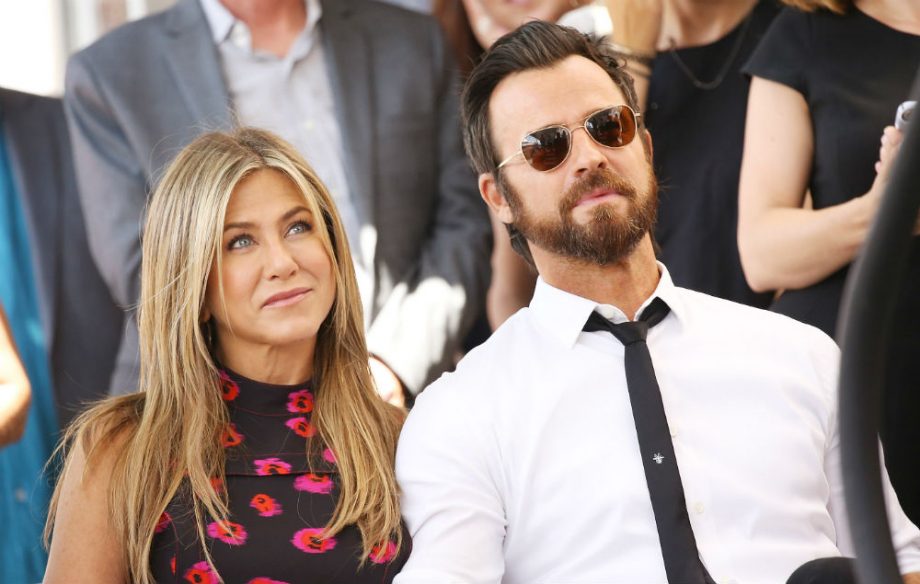 Celebra actrita Jennifer Aniston a anuntat ca divorteaza