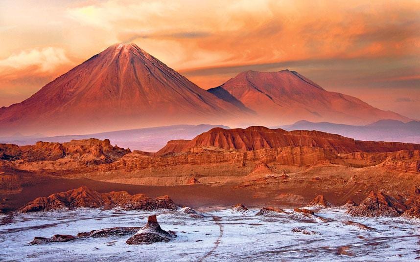 Desertul Atacama din Chile e asemanator cu Marte!
