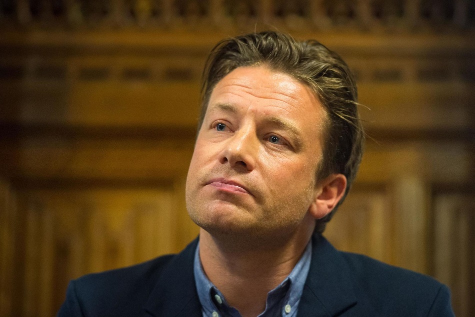 Jamie Oliver a prins un hot