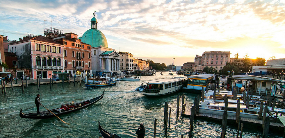 Mare grija daca vreti sa vizitati celebrul oras din Italia! Amenzi mari pentru turisti