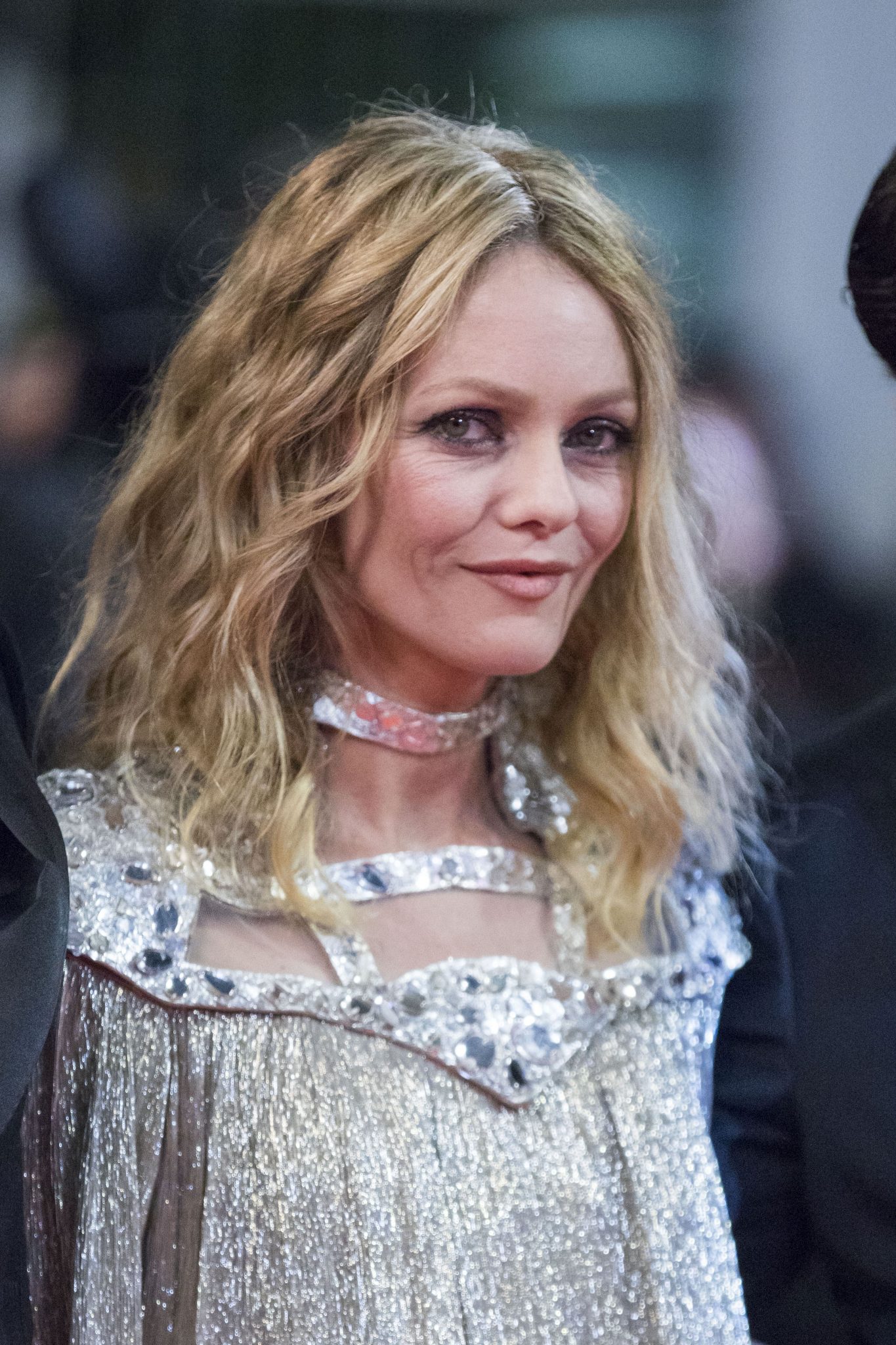Vanessa Paradis incearca sa fie eroina lui Johnny Depp
