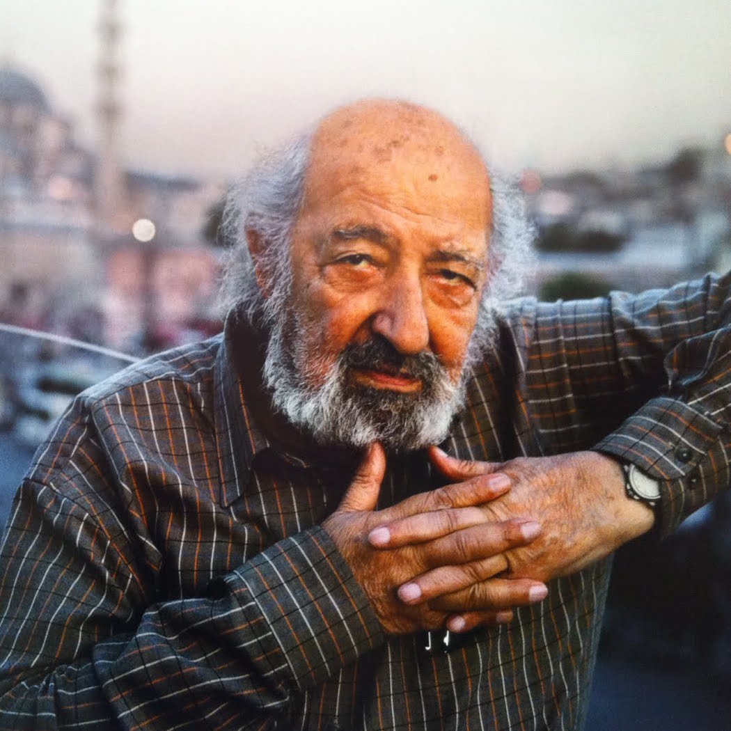 Fotograful turc Ara Guler a murit la 90 de ani. Era supranumit Ochiul Istanbulului