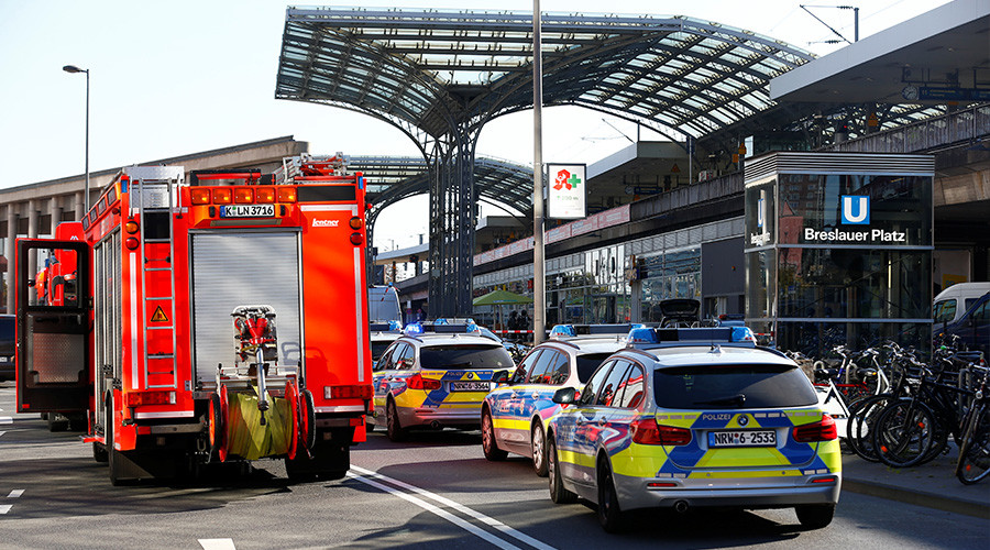 Luare de ostatici în Koln. Poliţia a evacuat gara centrală din oraş (1)