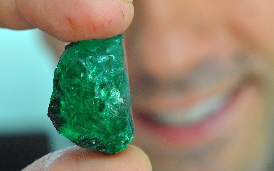 Smarald rar de un kilogram, descoperit in Zambia