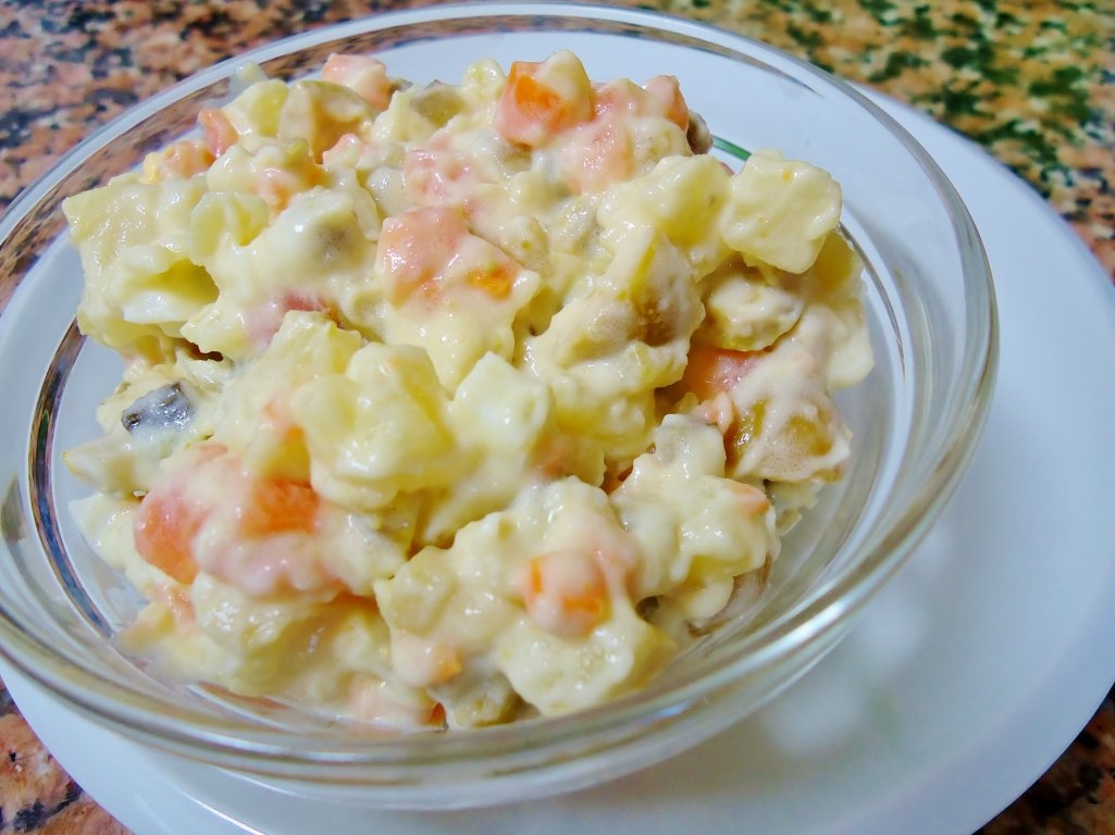 Salata de boeuf cu somon afumat