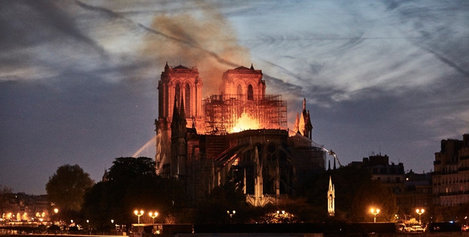 Video nemaivazut cu Catedrala Notre-Dame dupa incendiu