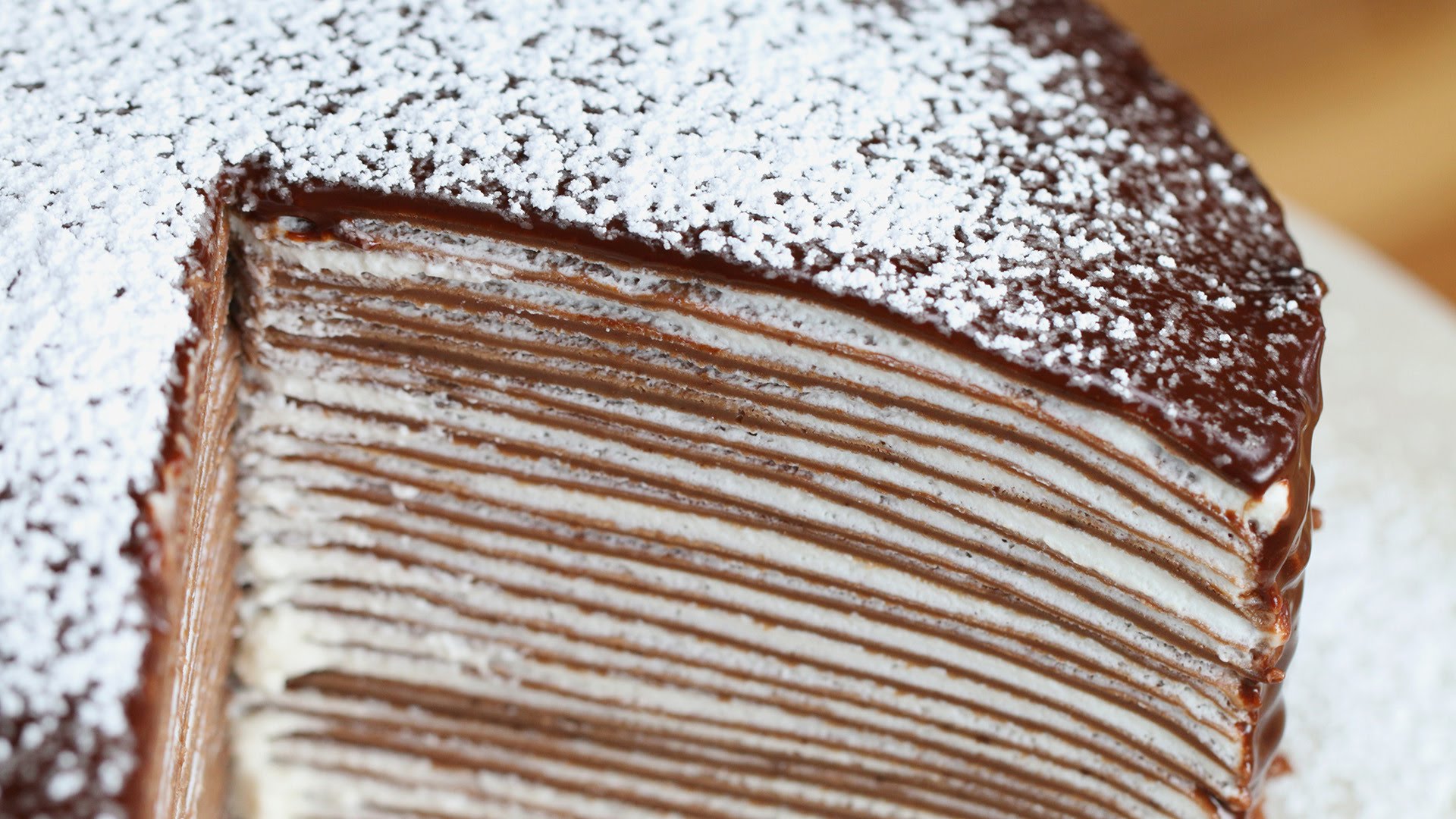 Tort de ciocolata la tigaie, cel mai simplu desert