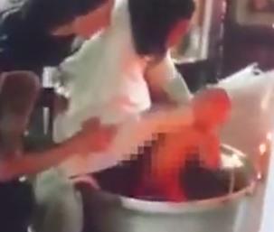 Botezul unui copil din Rusia s-a incheiat cu o plangere la Politie