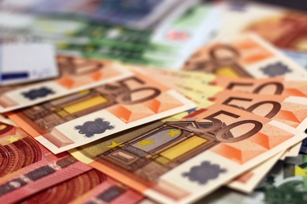 Scenariu-șoc. Euro va crește la peste 5 lei!