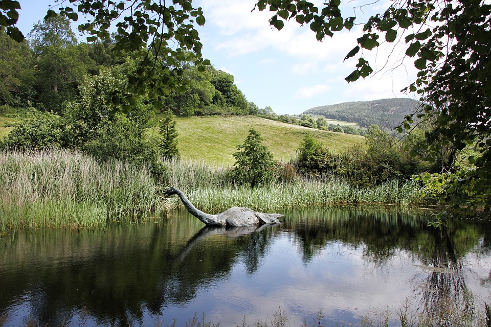 Monstrul din Loch Ness chiar există