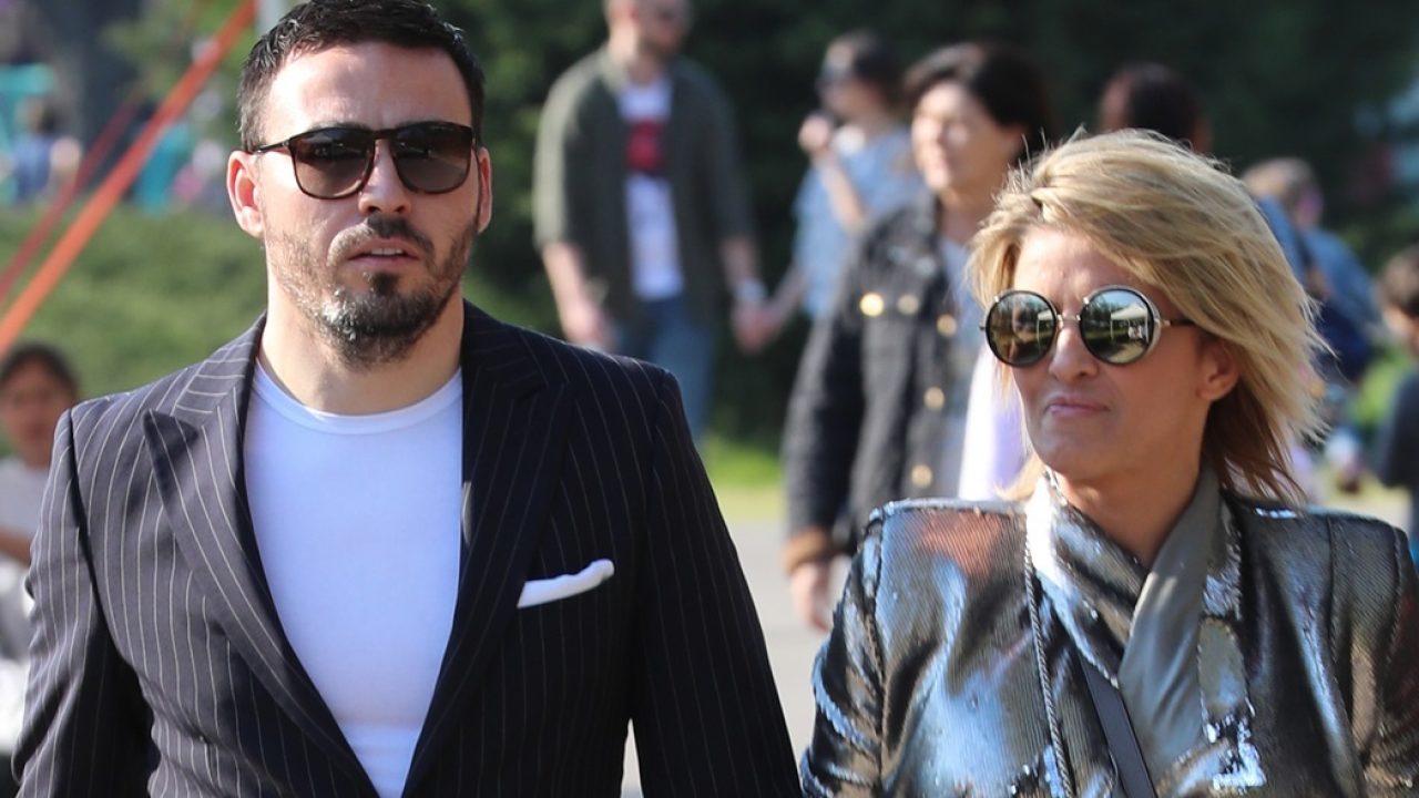 Maria Apna ”Sharon Stone” a României a întinerit 20 de ani! Cum arată Maria Păuna ...