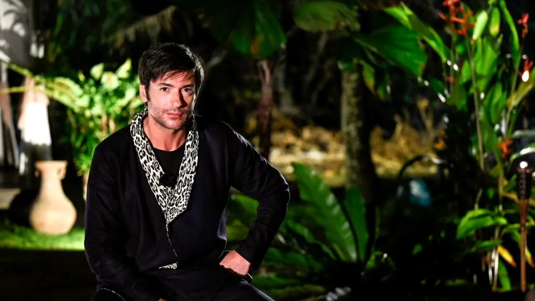 Aventur&#259; &icirc;n spatele camerelor! Radu V&acirc;lcan, prezentatorul de la &bdquo;Insula Iubirii&rdquo;, noapte fierbinte cu o concurent&#259;