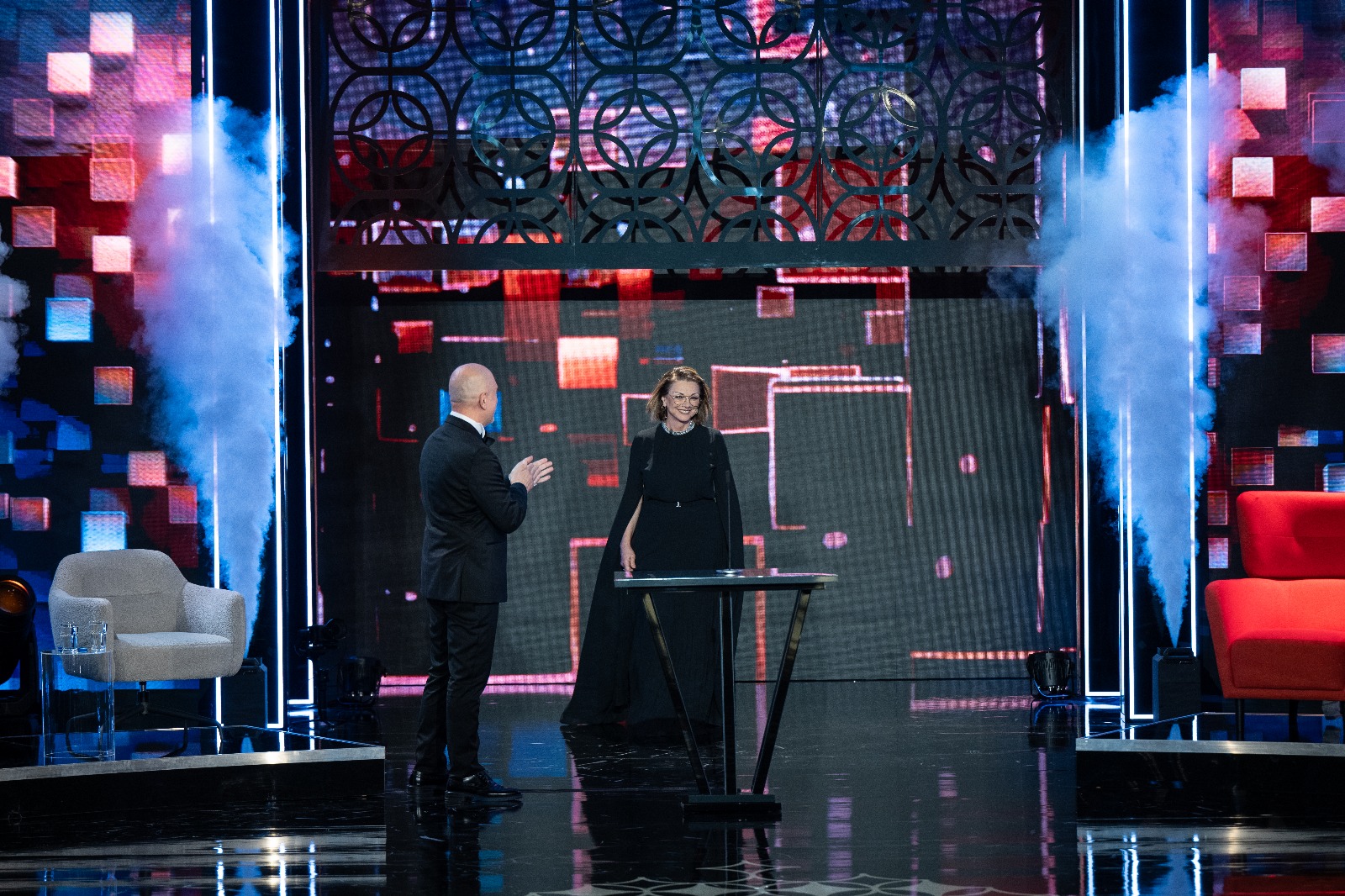 Carmen Tănase, atac la Elvira Deatcu. Ce a spus la PRO TV: „Dacă te prind la vreun casting pentru astea, iți rup picioarele”