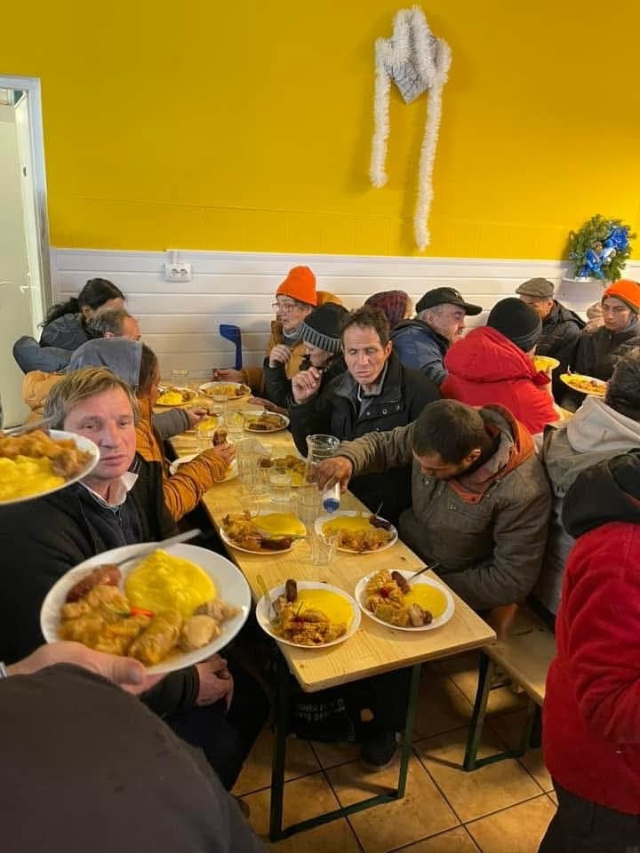 Crăciunul Oamenilor fără adăpost a ajuns la Ediția a III-a. O sărbătoare a demnității și umanității