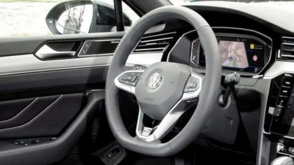 Ai văzut noul VW Passat? Toți șoferii din România ar vrea să-l conducă