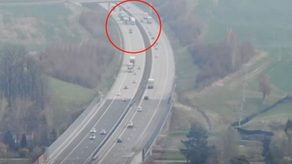 Metodă „DRONA” folosită pe autostradă. Care sunt șoferi vizați? - VIDEO