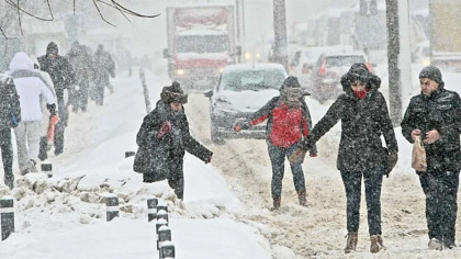 Orașul din România în care va ninge aproape toată luna ianuarie, potrivit meteorologilor EaseWeather