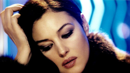 Monica Bellucci, cea mai în vârstă BOND Girl. „Am fost o fată foarte TIMIDĂ”