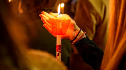 De ce se ia lumină în noaptea de Înviere. Ce trebuie să faci cu lumânarea de la biserică