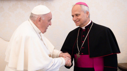 Cine este Robert Francis Prevost, noul Papă de la Vatican. Câți ani are și de când este preot