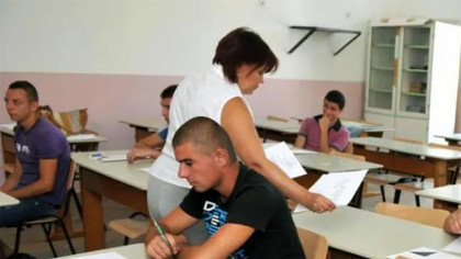 Doar 4 elevi din satul Vetrișoaia din Vaslui au dat BAC-ul anul acesta. Câți au promovat