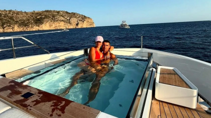 Nici că-i pasă de gura lumii. Georgina a postat imagini din vacanța cu Cristiano Ronaldo, la câteva zile după scandalul absenței de la funeraliile lui Diogo Jota