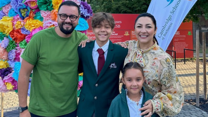 David Măruță s-a cuplat cu fiica unui celebru chef din România  Primele IMAGINI cu cei doi îndrăgostiți la Beach, please!