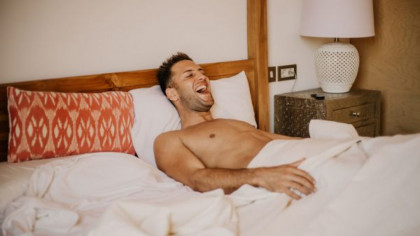 BANCUL ZILEI. BULĂ: – Dacă ai activitatea sexuală prea exagerată poți face cearcăne?